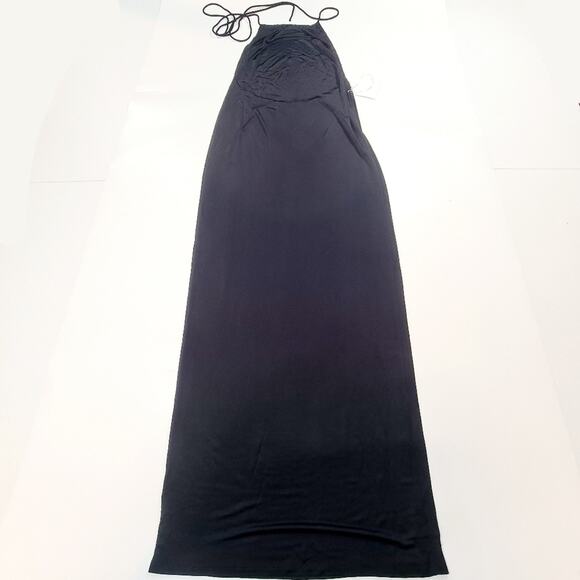 Not Yours to Keep Angel Gown in Black Medium - Picture 2 of 13